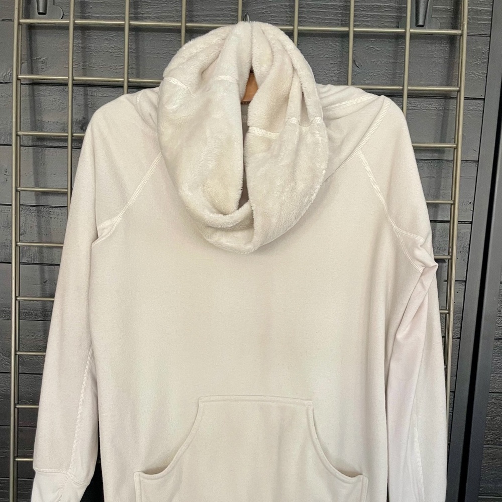 LULULEMON COWLNECK SWEATER, sz 4